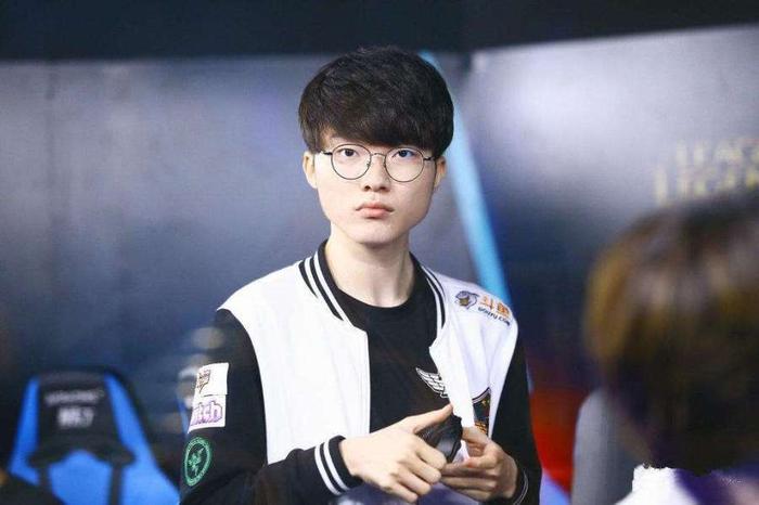 AYX Sports-比赛规则变更首场状态出色，西班牙队观众沸腾！，蒂姆重返赛场热度持续攀升的简单介绍-AYX Sports