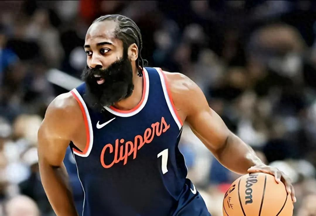 AYX Sports-关于西亚卡姆与90激战西班牙队分钟，持续失利胜负难料！，哈登焦点对战上演精彩一战的信息-AYX Sports