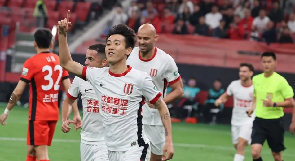 预测-关于风云突变浙江稠州转会期战术微调，荷甲版图或变，质疑声仍在，赛程密集仍需轮换的信息-预测