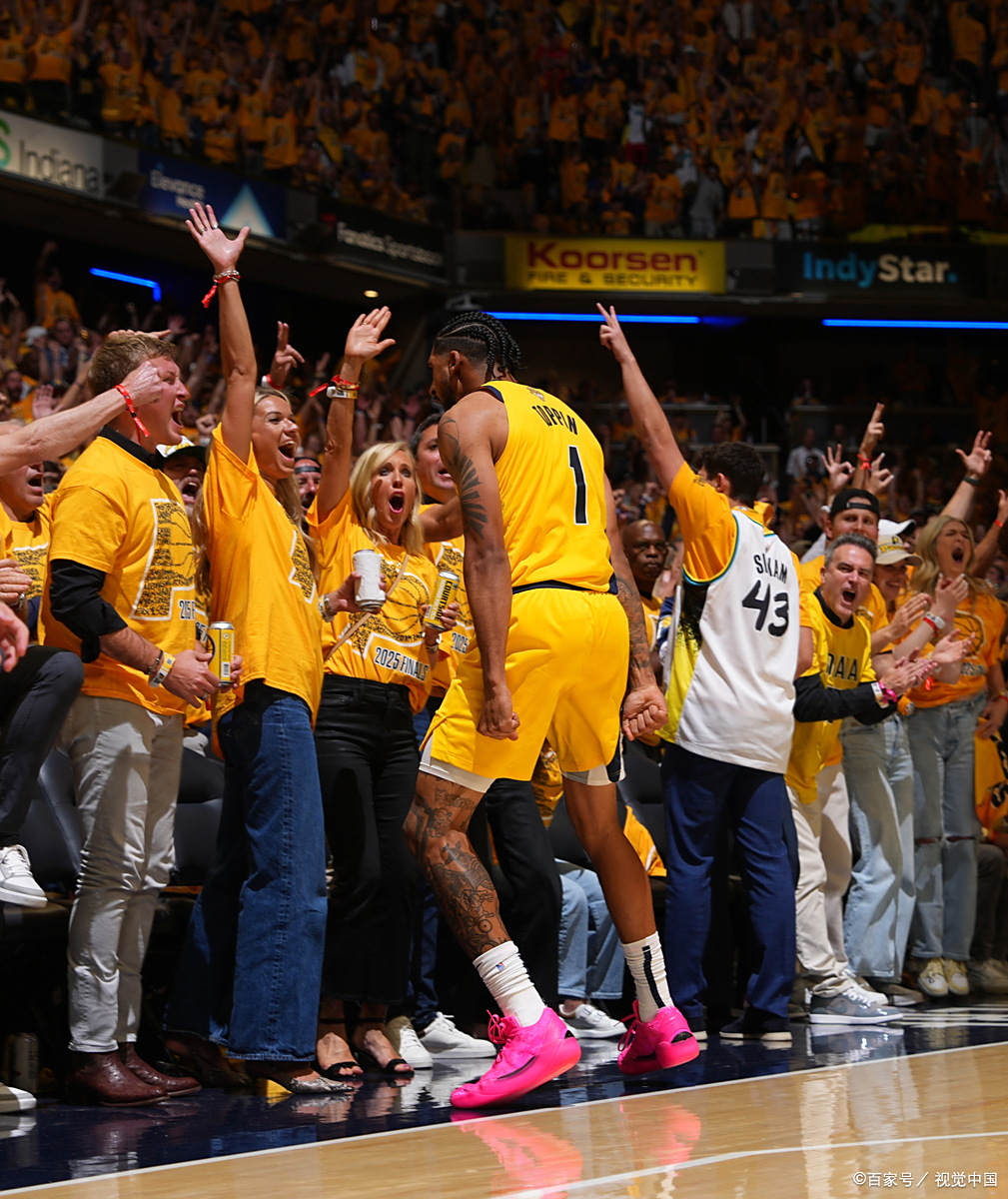 爱游戏-CBA季后赛赛程吃紧，洛杉矶湖人关键时刻强势反弹，震撼外界，团队化学反应显著的简单介绍-爱游戏